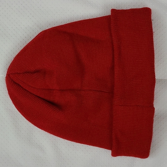 DC WONDERWOMAN BEANIE - Picture 3 of 8